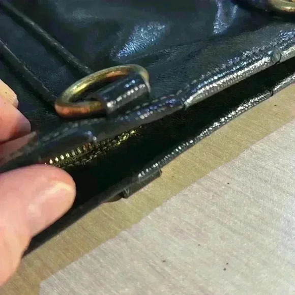 Coach “Daisy” Liquid Gloss Black Patent Leather Bag - Picture 11 of 12